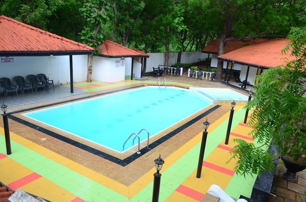 Jayasinghe Holiday Resort Kataragama Dış mekan fotoğraf